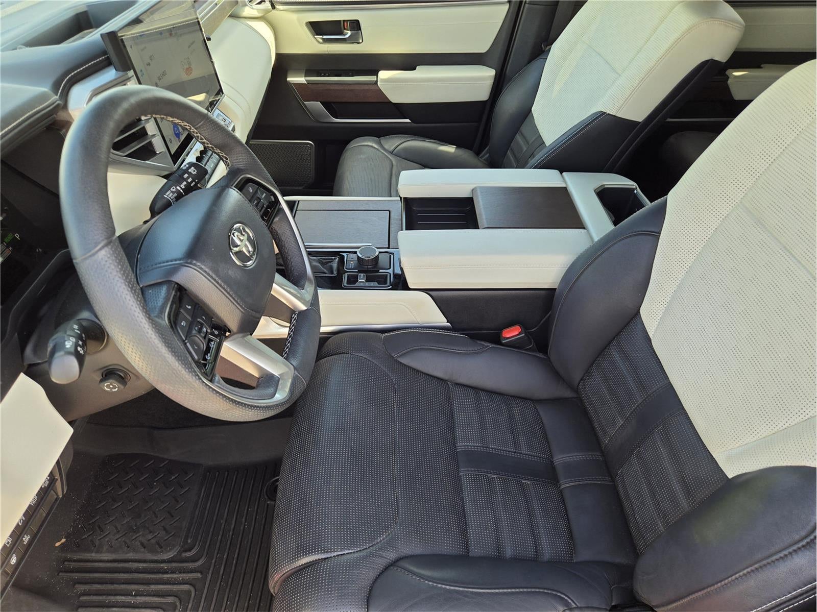2023 Toyota Sequoia Capstone