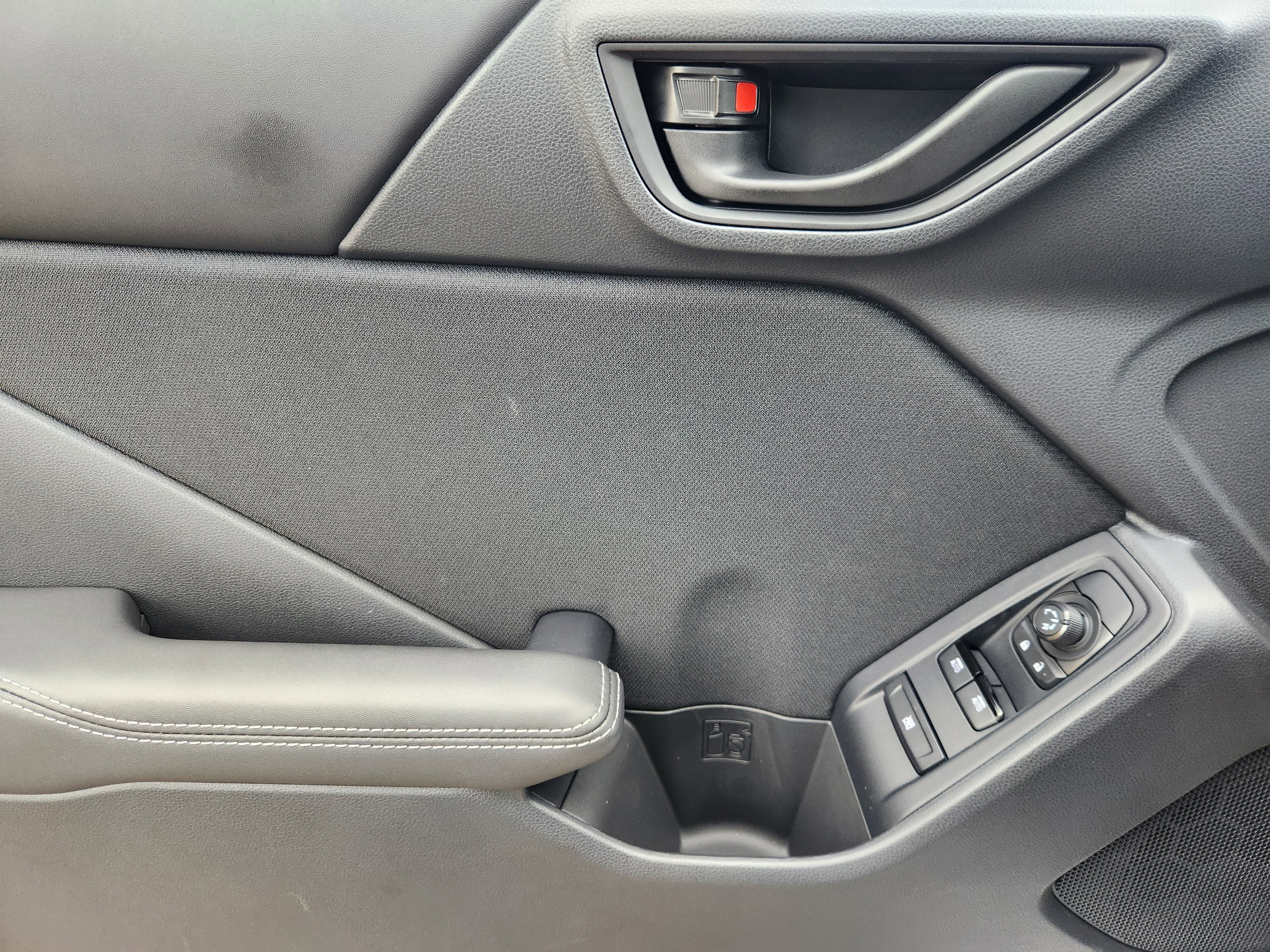 2026 Toyota GR86 Base PREMIUM PAINT