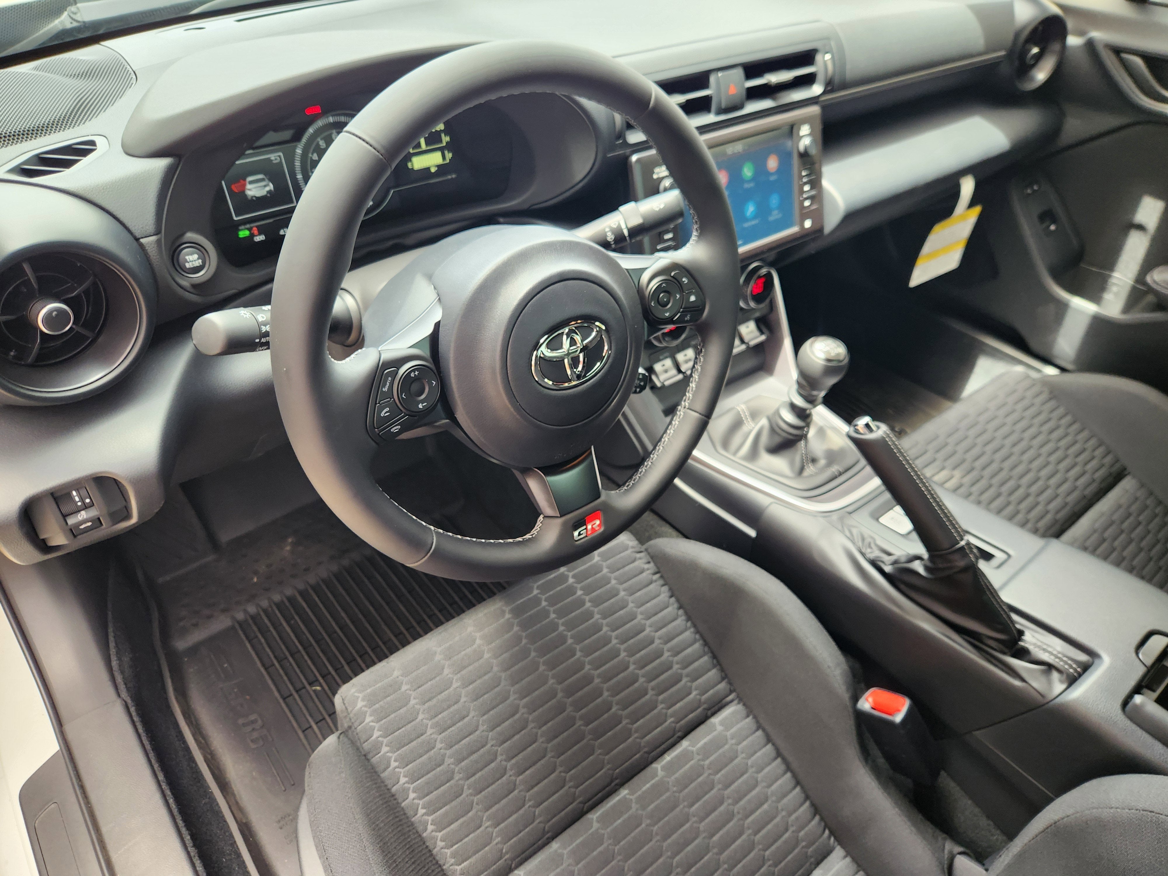 2026 Toyota GR86 Base PREMIUM PAINT