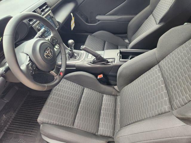 2026 Toyota GR86 Base PREMIUM PAINT