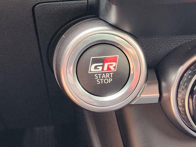 2026 Toyota GR86 Base PREMIUM PAINT