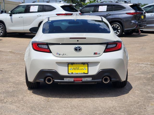 2026 Toyota GR86 Base PREMIUM PAINT