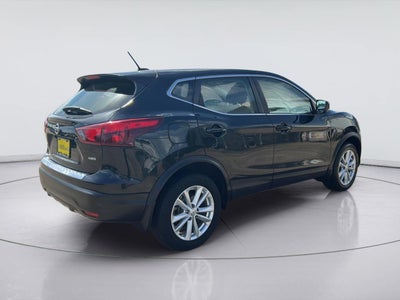 2018 Nissan ROGUE SPORT Base