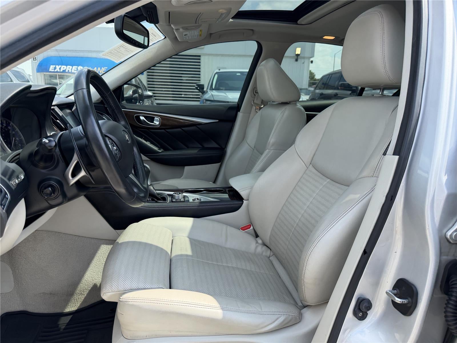 2015 INFINITI Q50 Base