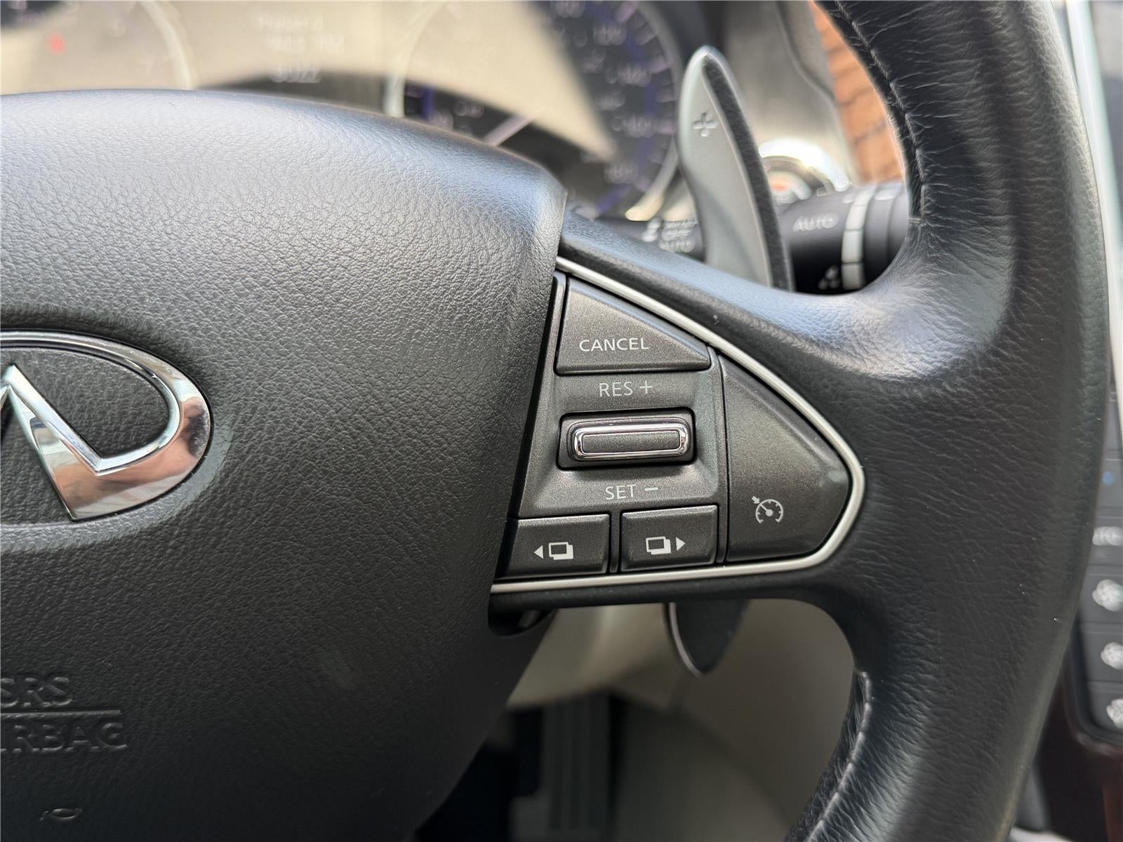 2015 INFINITI Q50 Base
