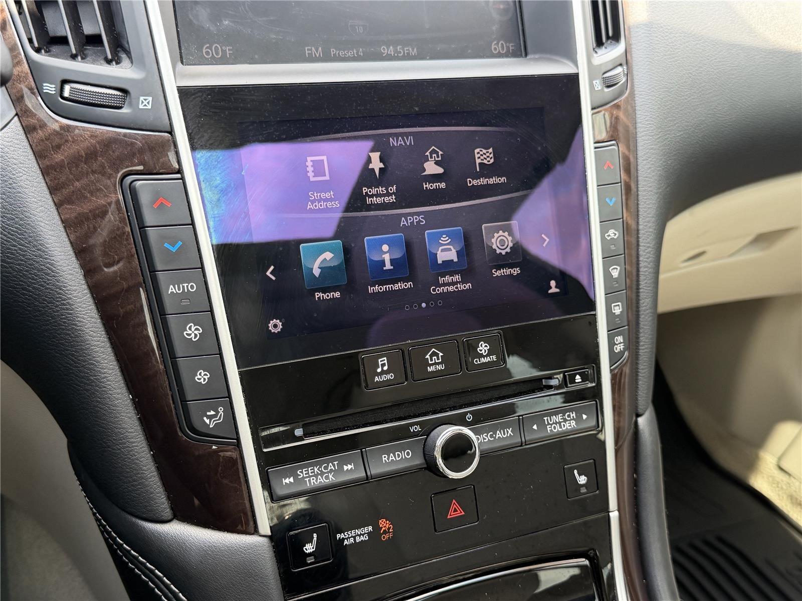 2015 INFINITI Q50 Base