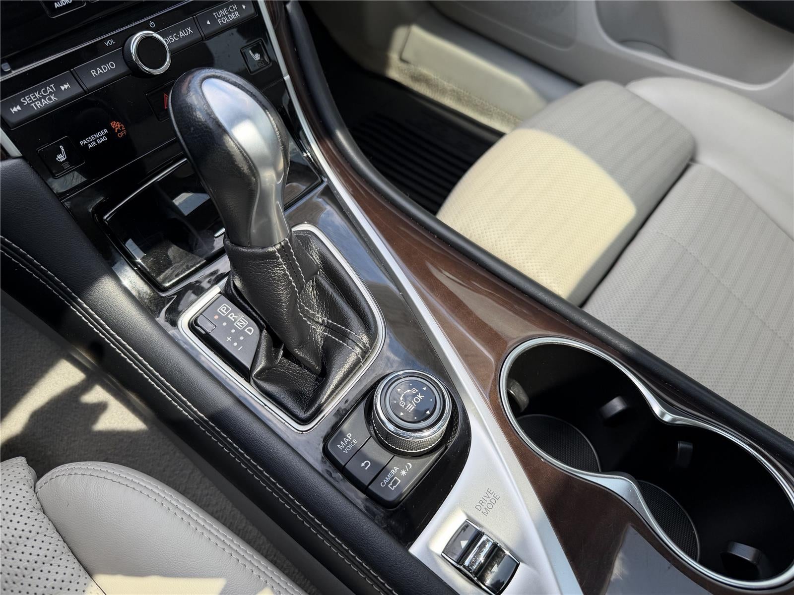 2015 INFINITI Q50 Base