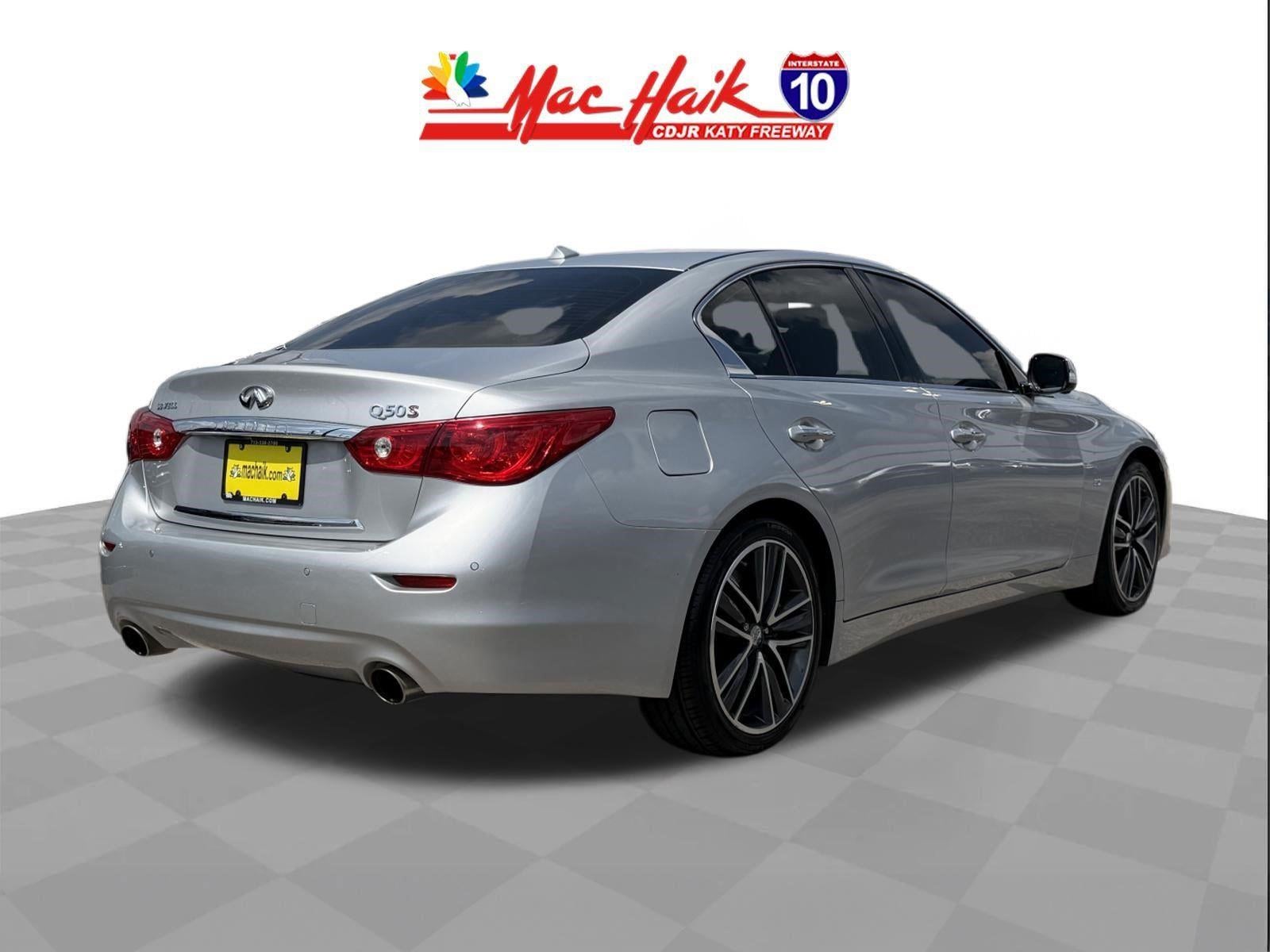 2015 INFINITI Q50 Base