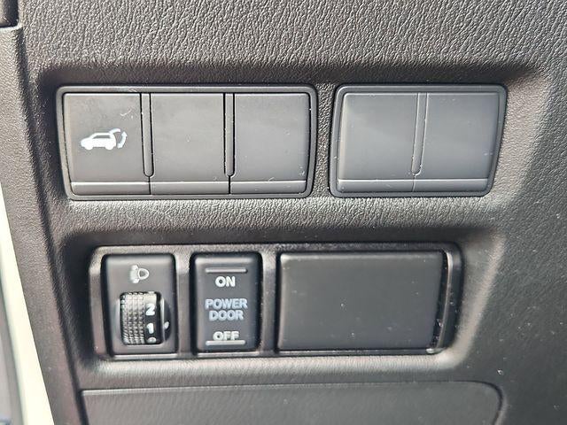 2017 Nissan ARMADA Base