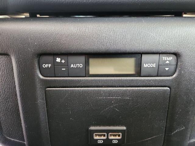 2017 Nissan ARMADA Base