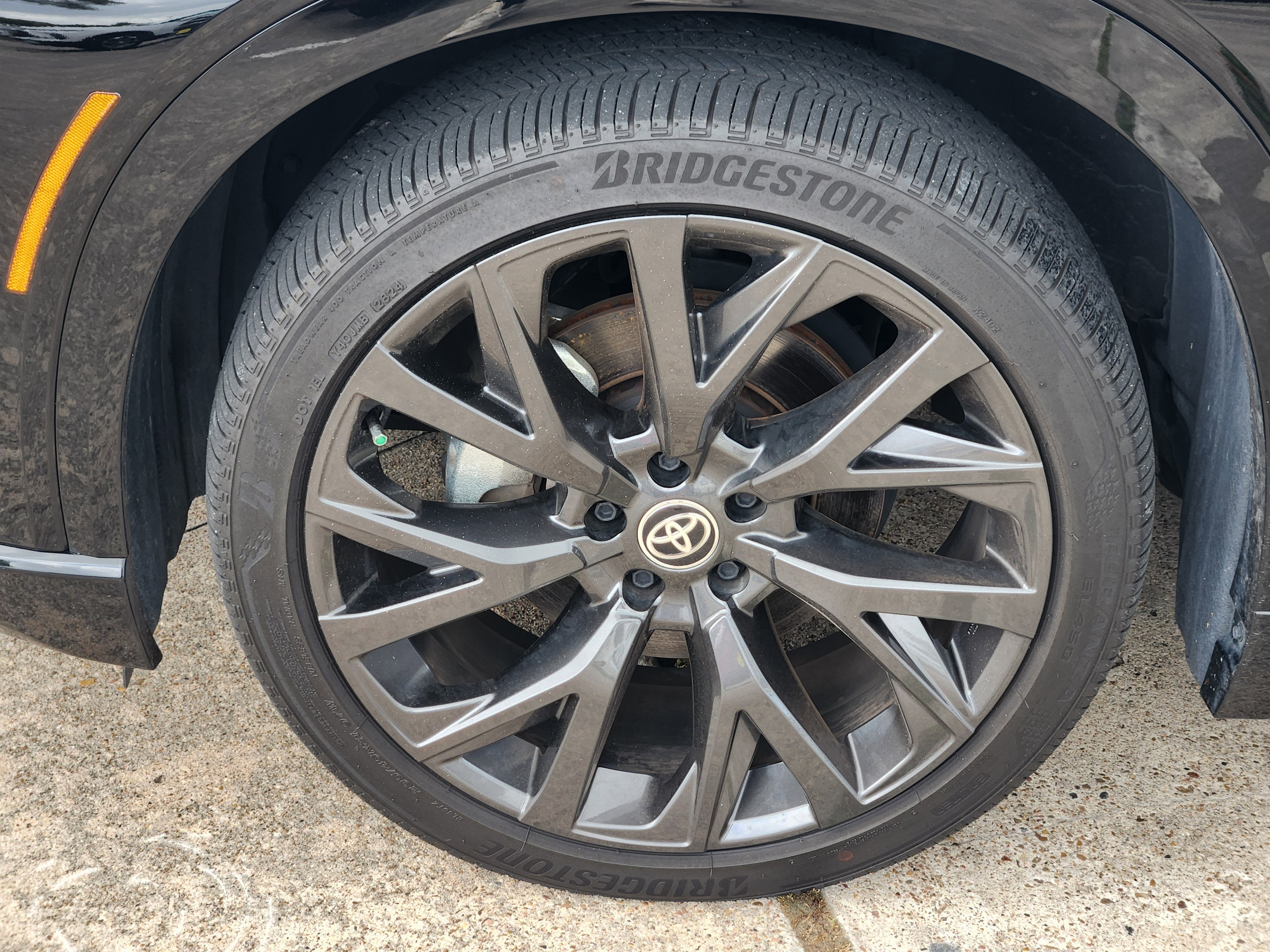 2025 Toyota Crown Signia Limited