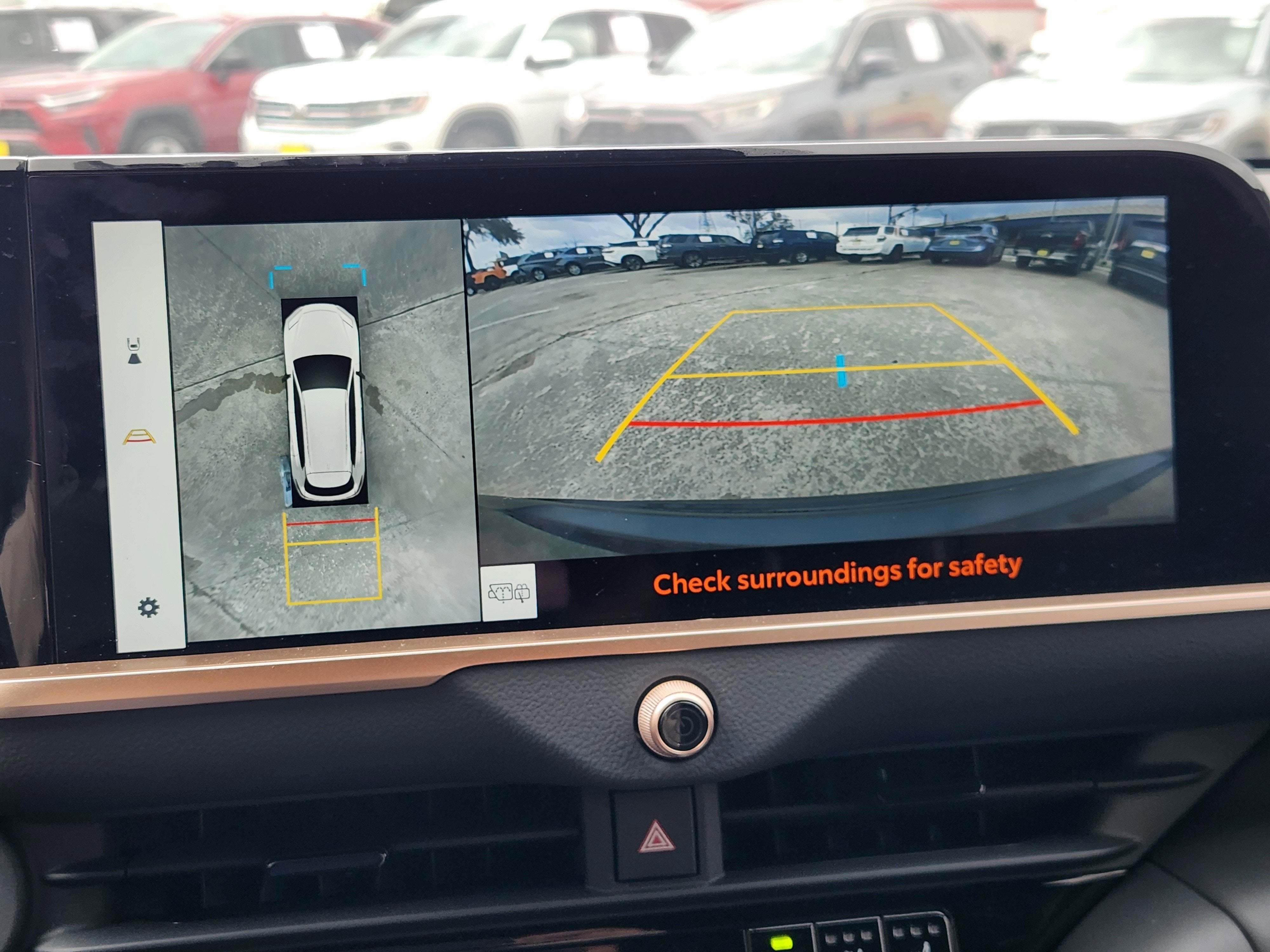 2025 Toyota Crown Signia Limited