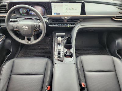 2025 Toyota Crown Signia Limited