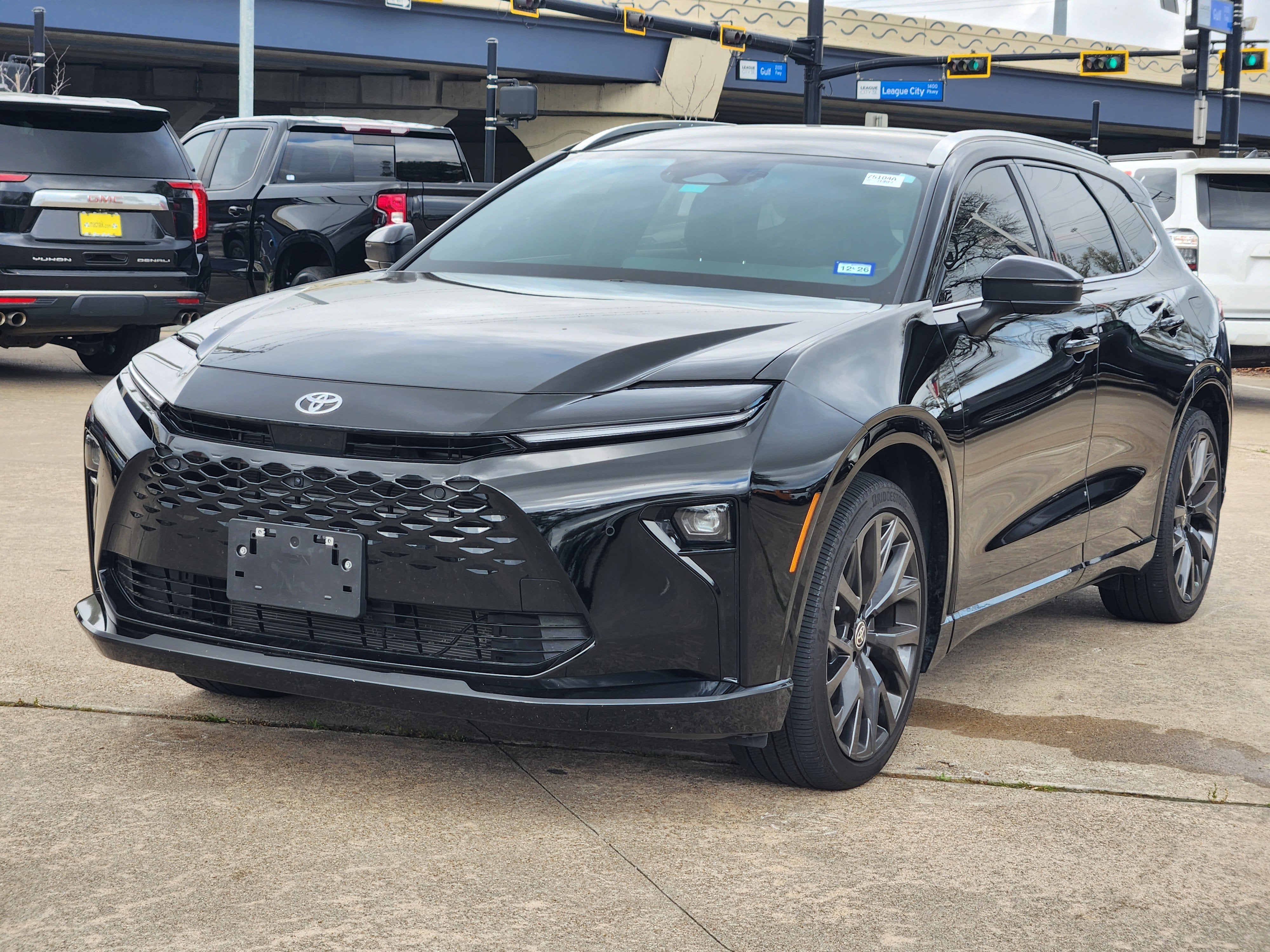 2025 Toyota Crown Signia Limited