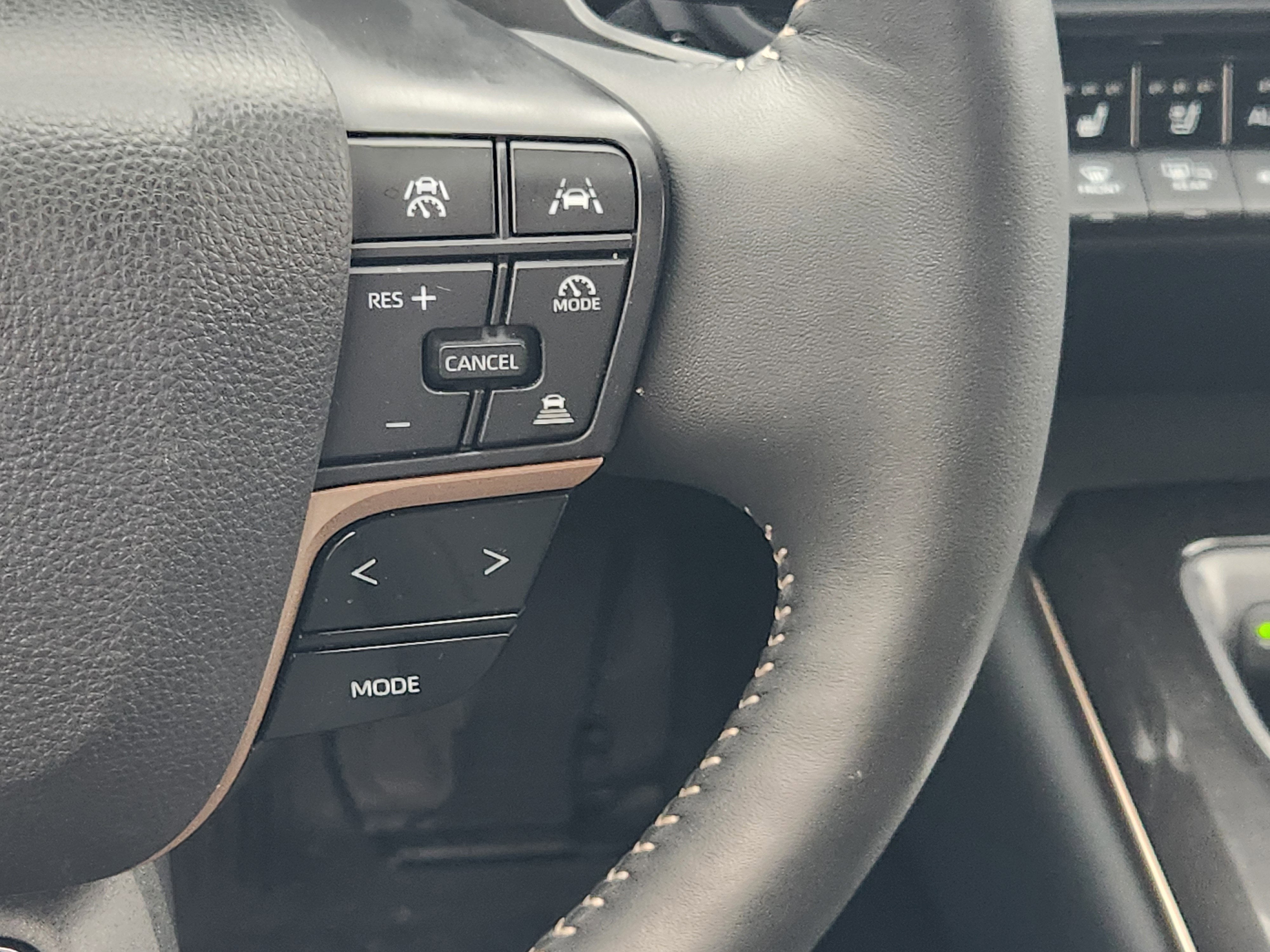 2025 Toyota Crown Signia Limited