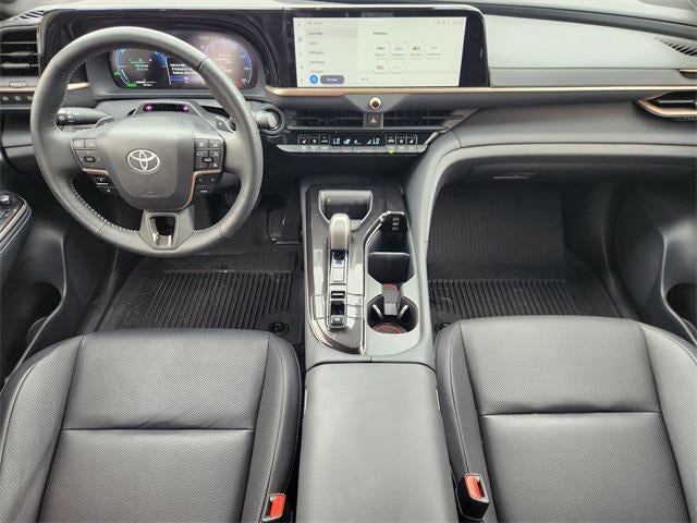 2025 Toyota Crown Signia Limited