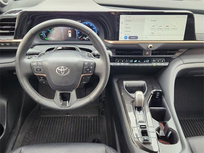 2025 Toyota Crown Signia Limited