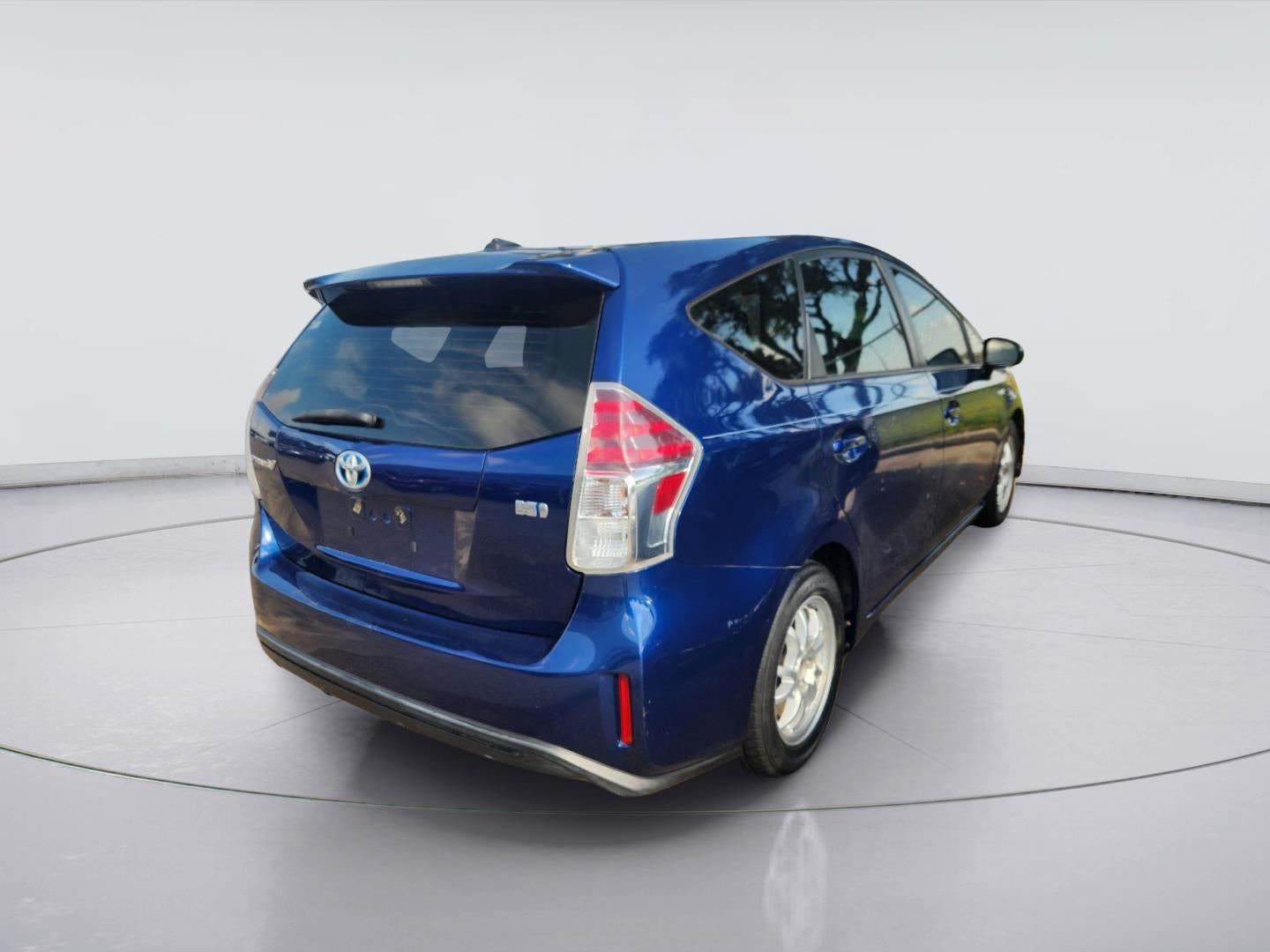 2016 Toyota Prius V Three