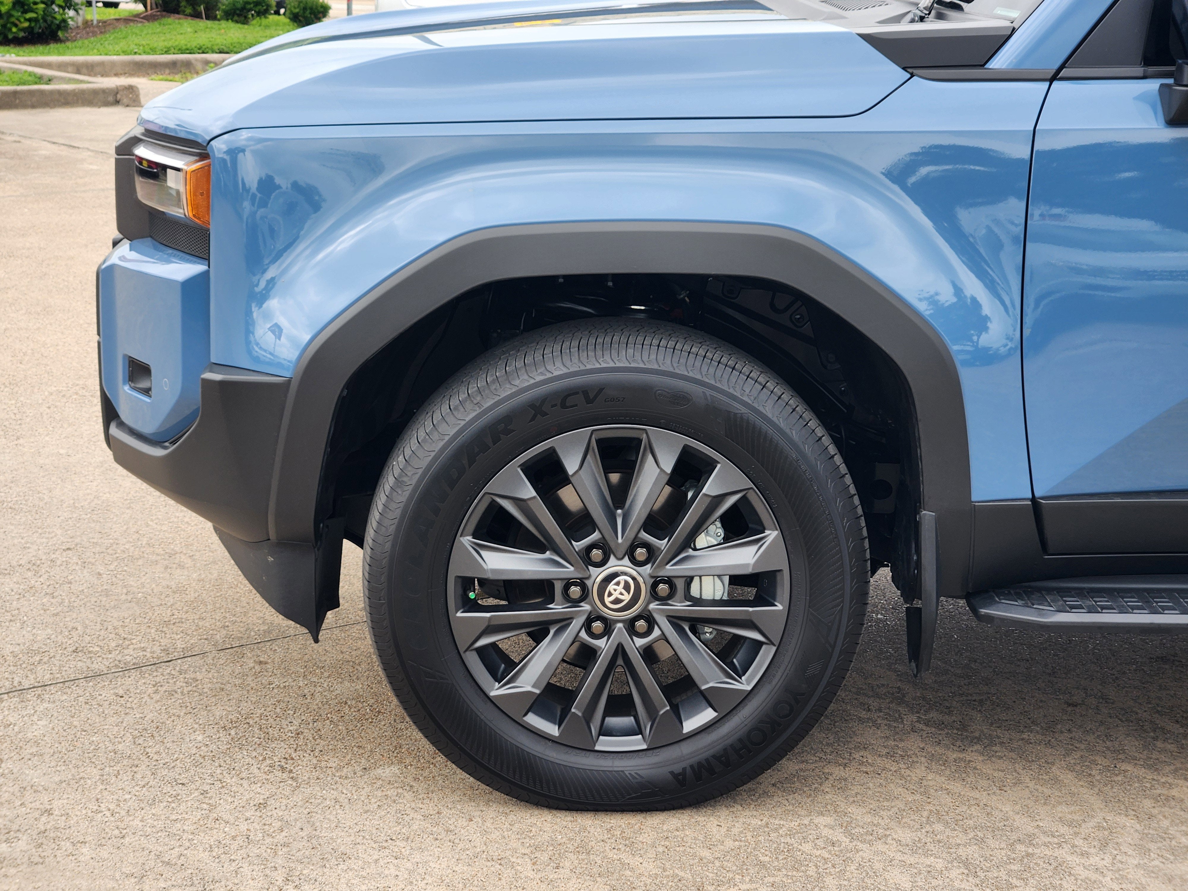 2025 Toyota Land Cruiser Base