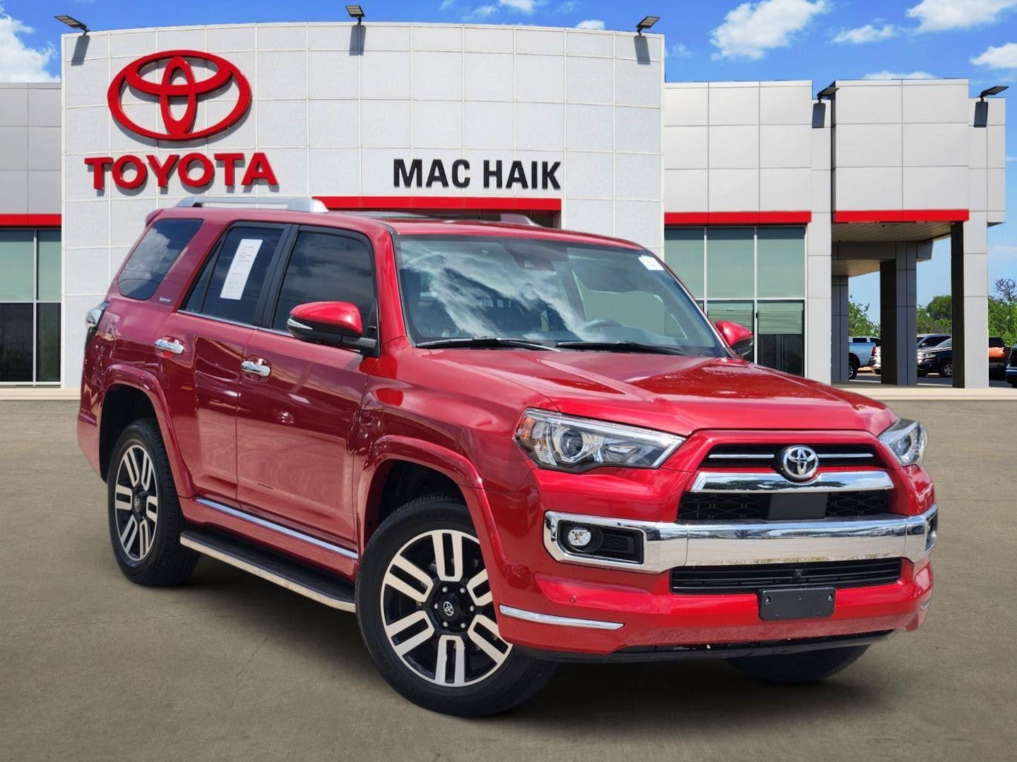 2024 Toyota 4RUNNER Base
