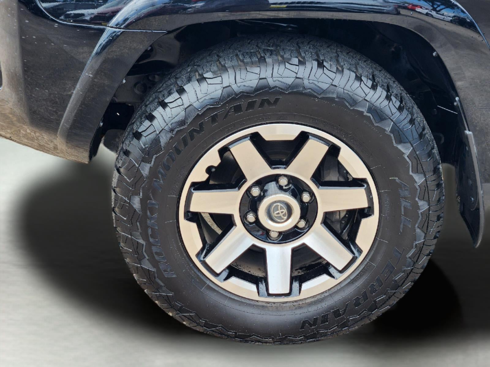 2022 Toyota 4Runner TRD Off-Road