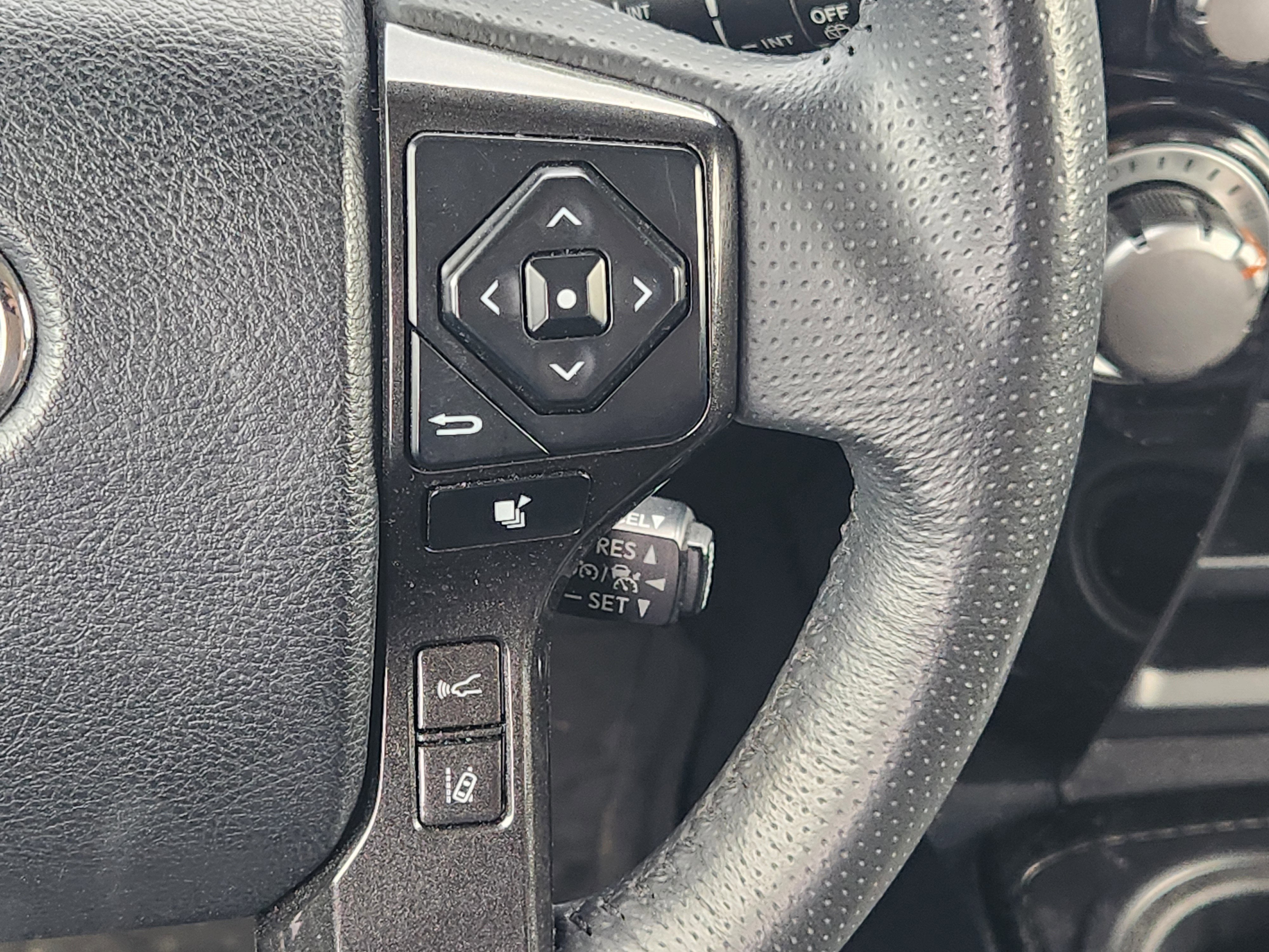 2024 Toyota 4Runner TRD Off-Road