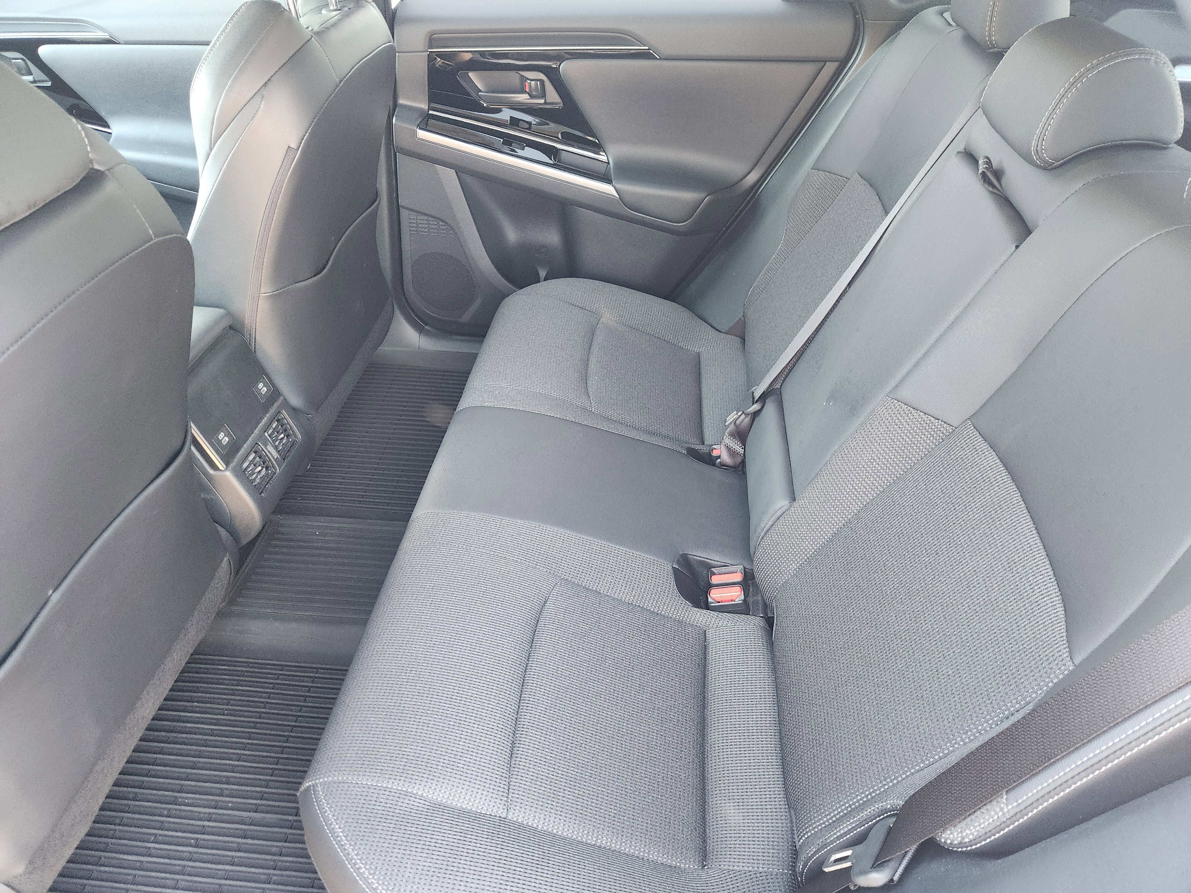 2024 Toyota bZ4X XLE