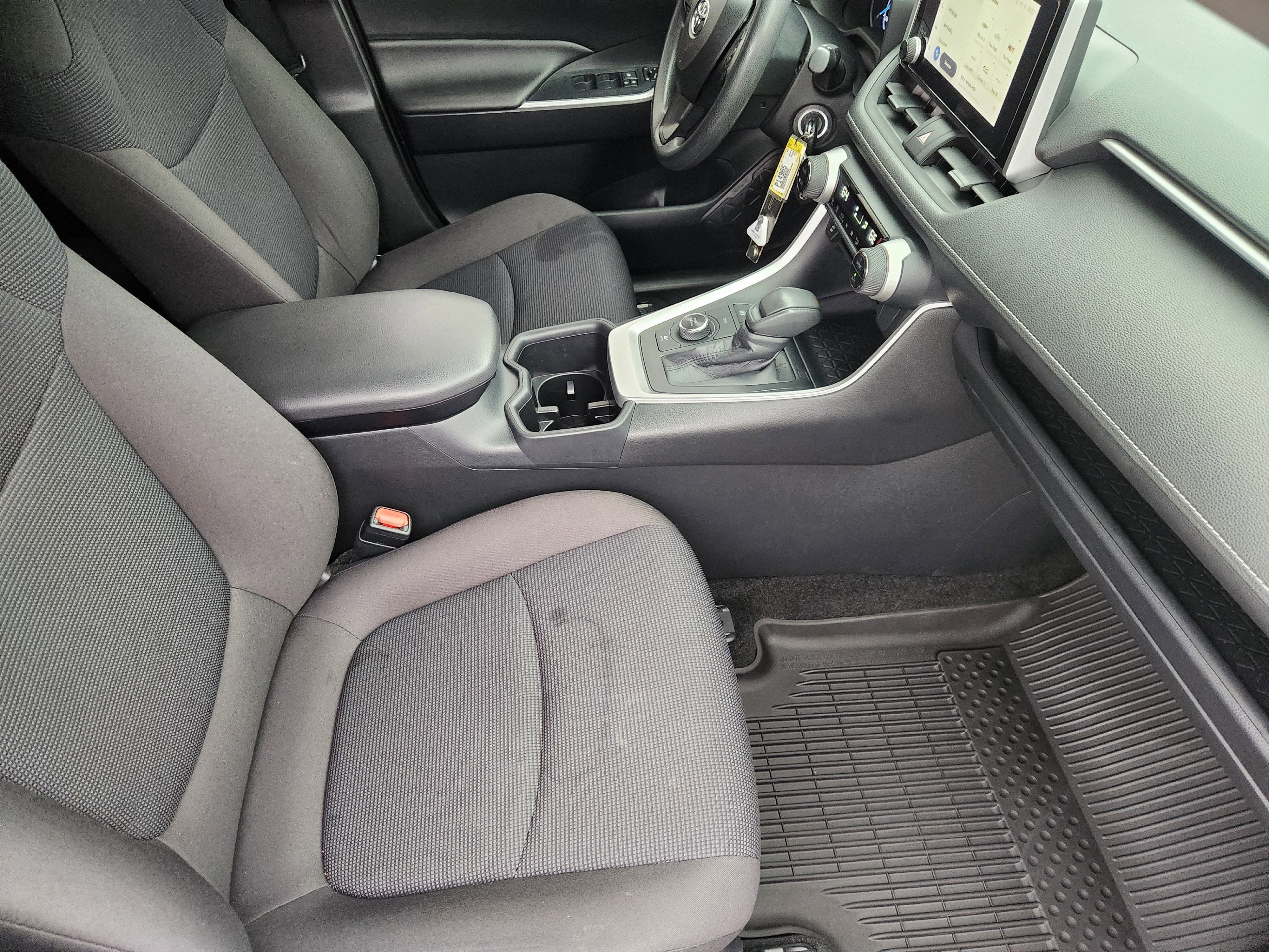 2023 Toyota RAV4 Hybrid LE