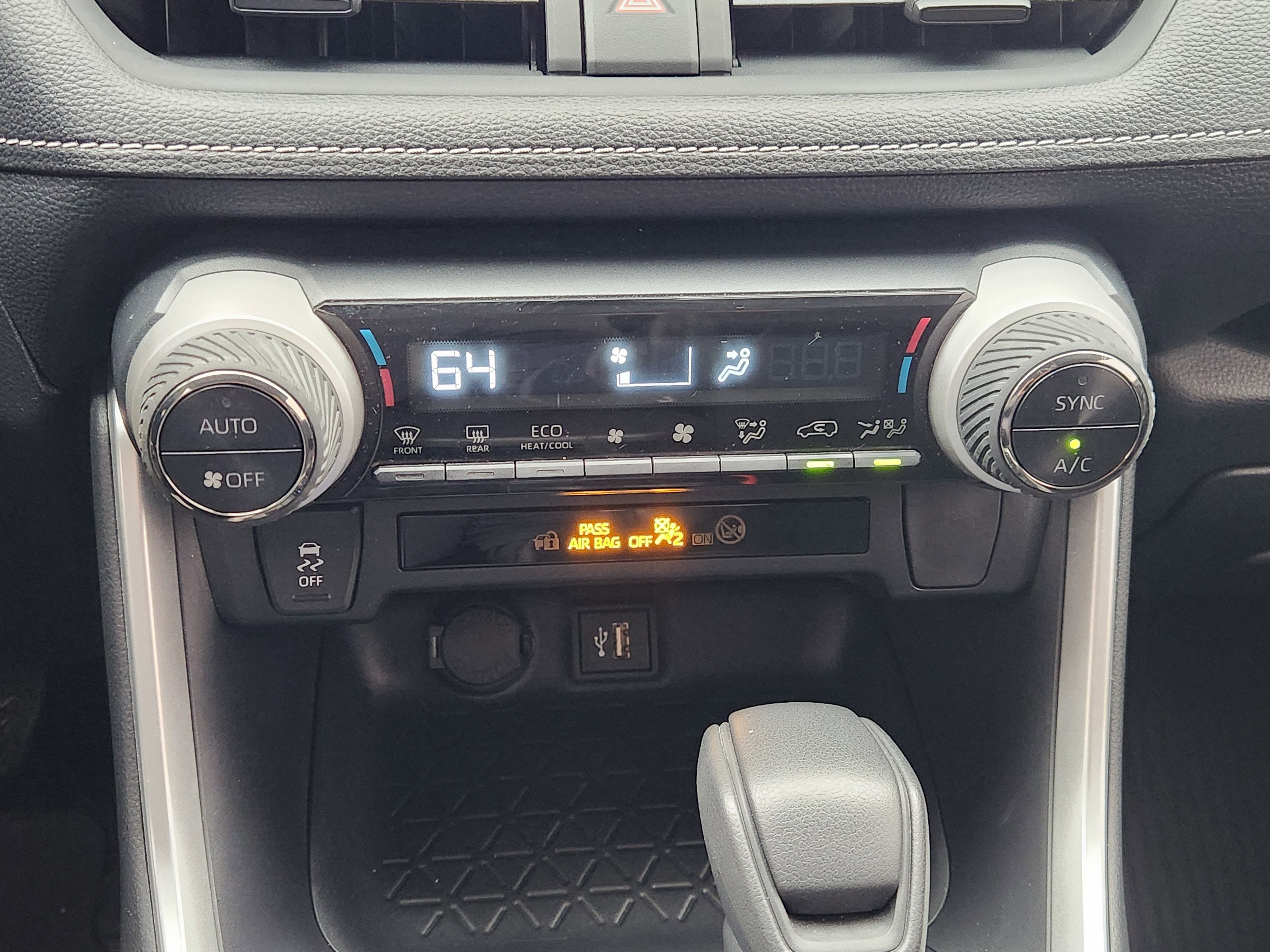 2023 Toyota RAV4 Hybrid LE