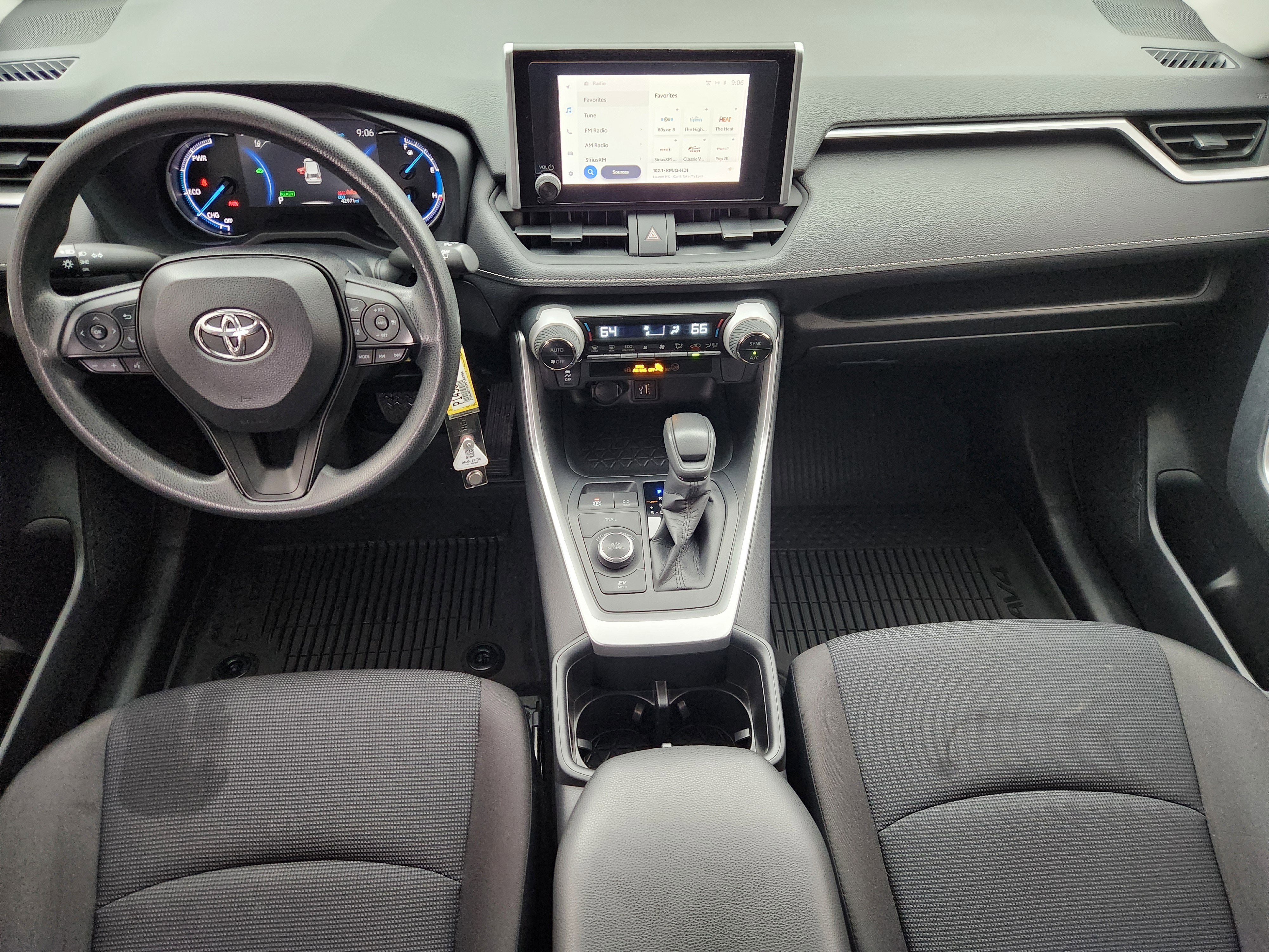 2023 Toyota RAV4 Hybrid LE