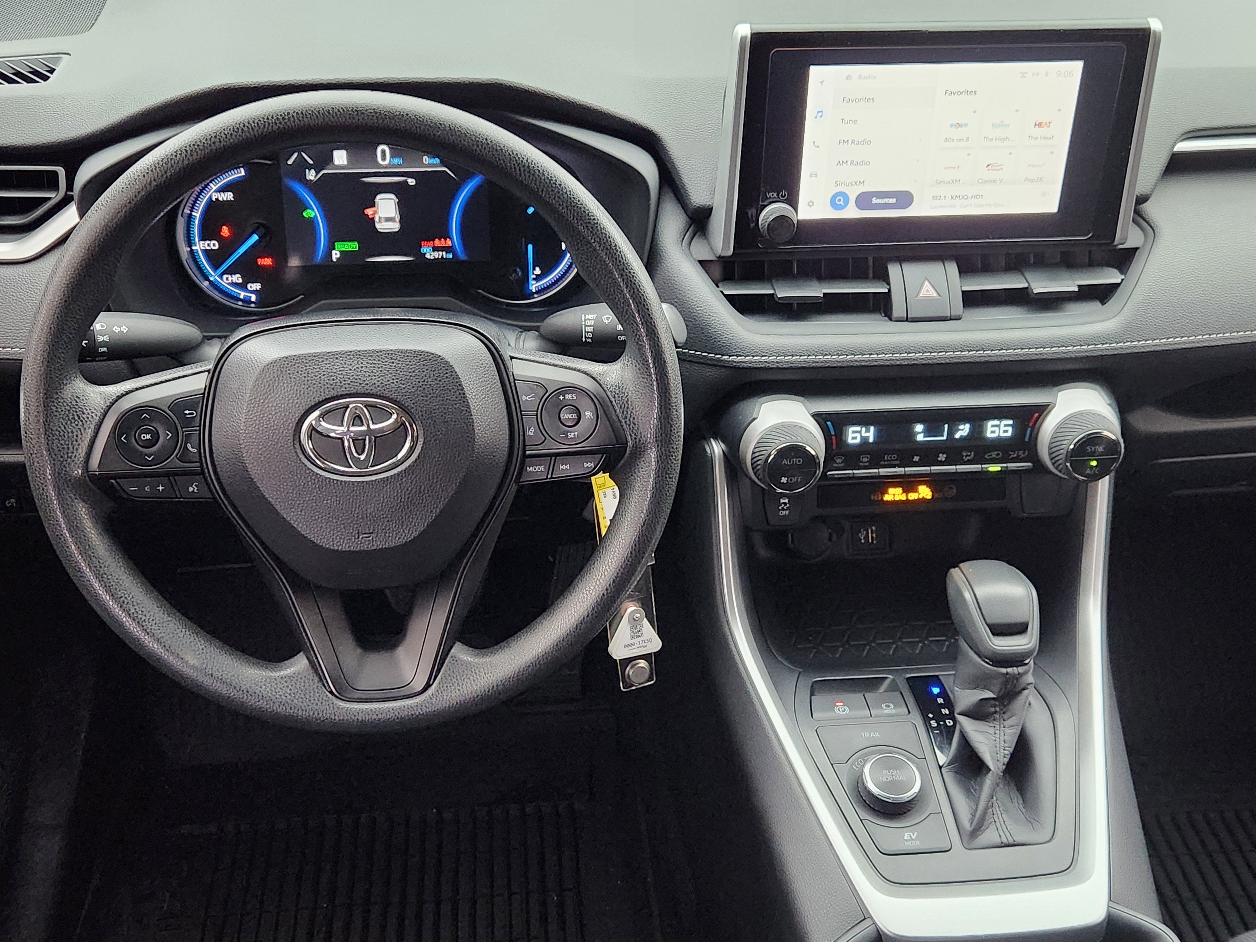 2023 Toyota RAV4 Hybrid LE