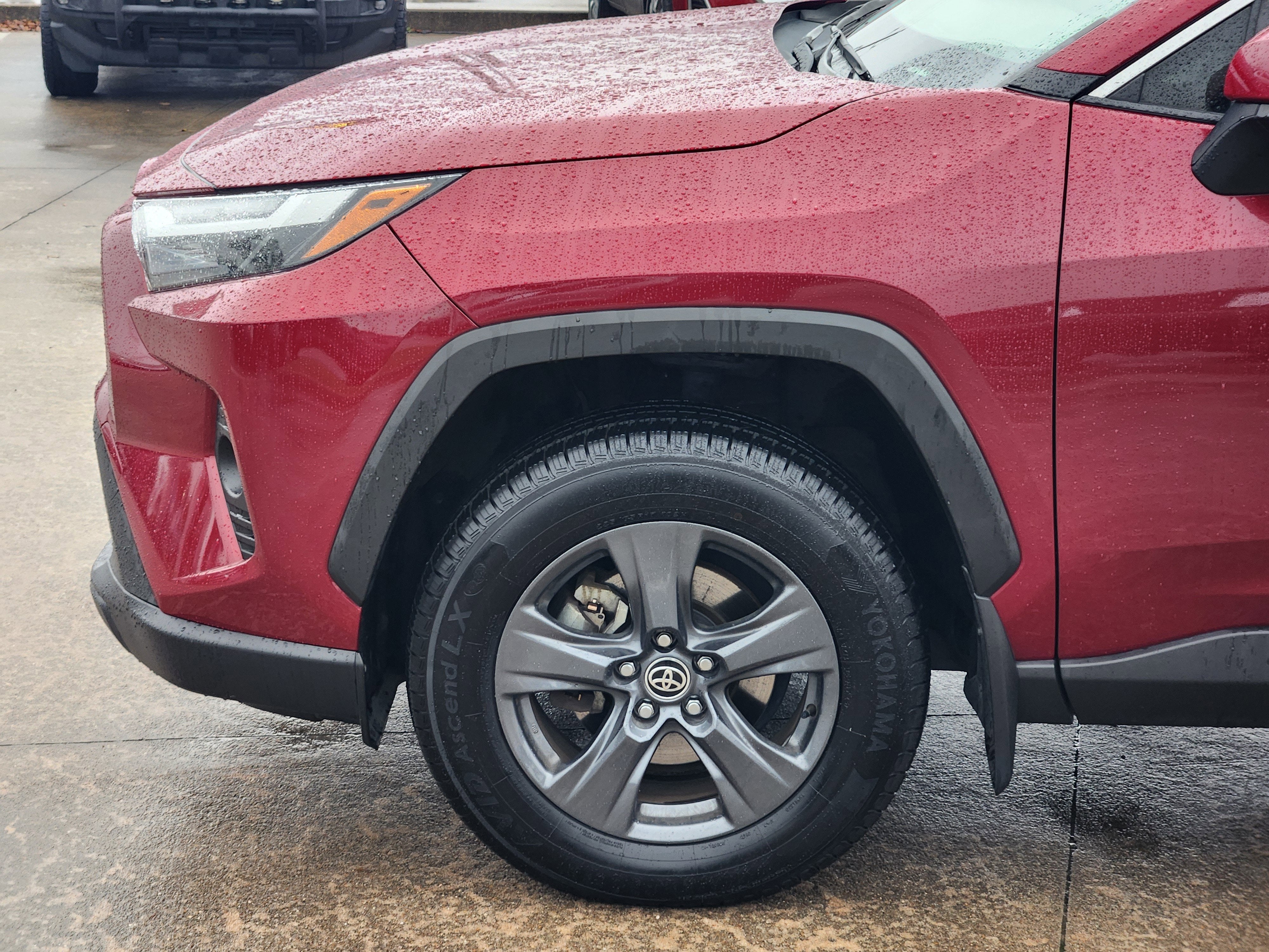 2023 Toyota RAV4 Hybrid LE