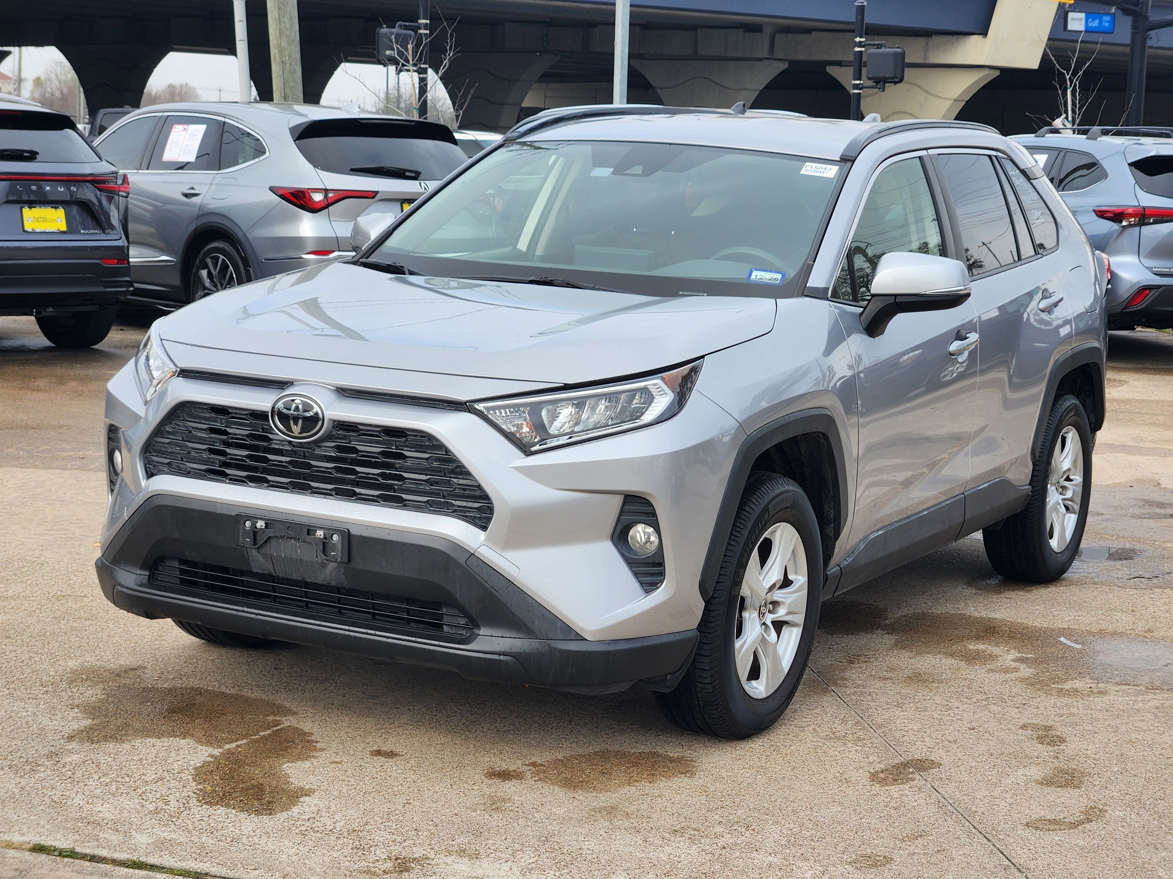 2020 Toyota RAV4 XLE