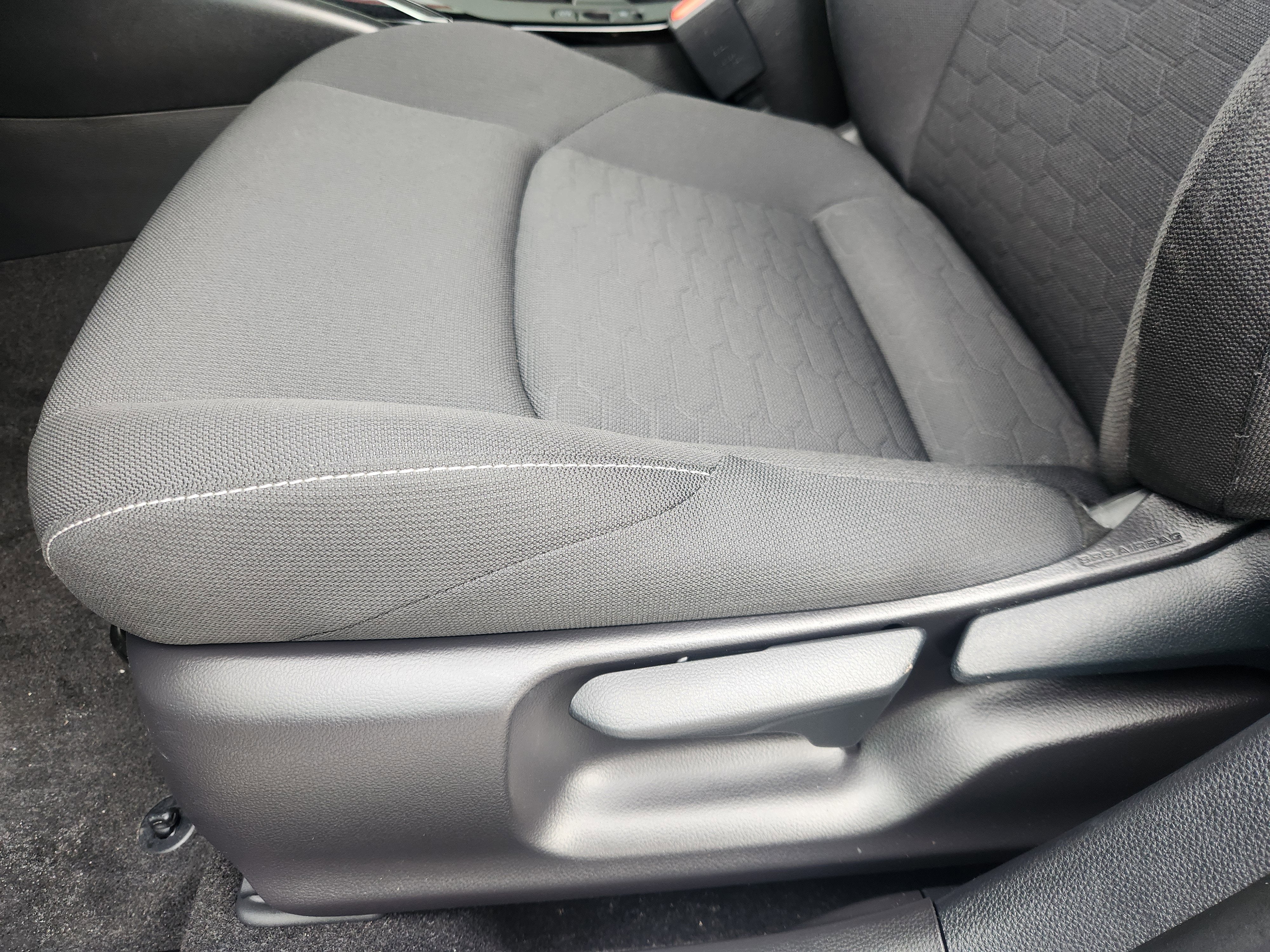 2025 Toyota Corolla Hatchback SE