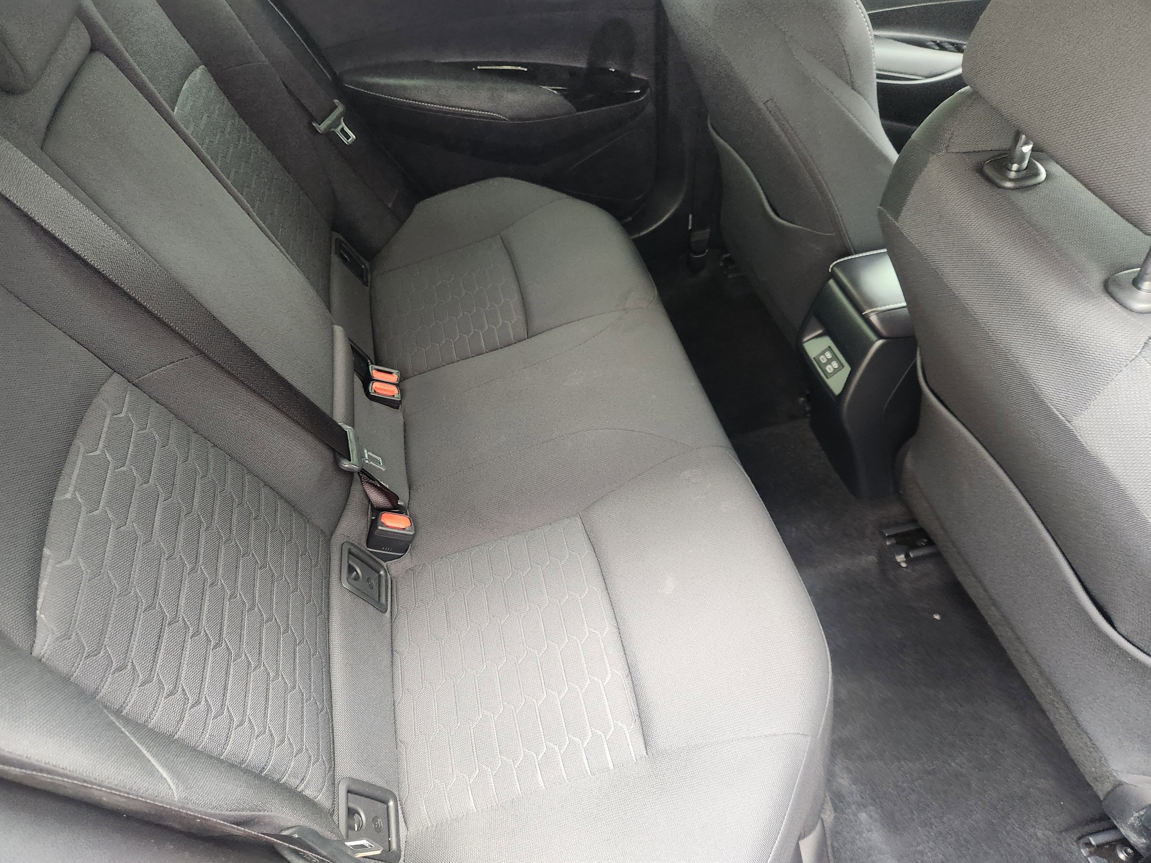 2025 Toyota Corolla Hatchback SE