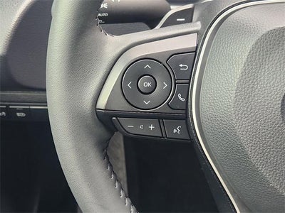 2025 Toyota Corolla Hatchback SE