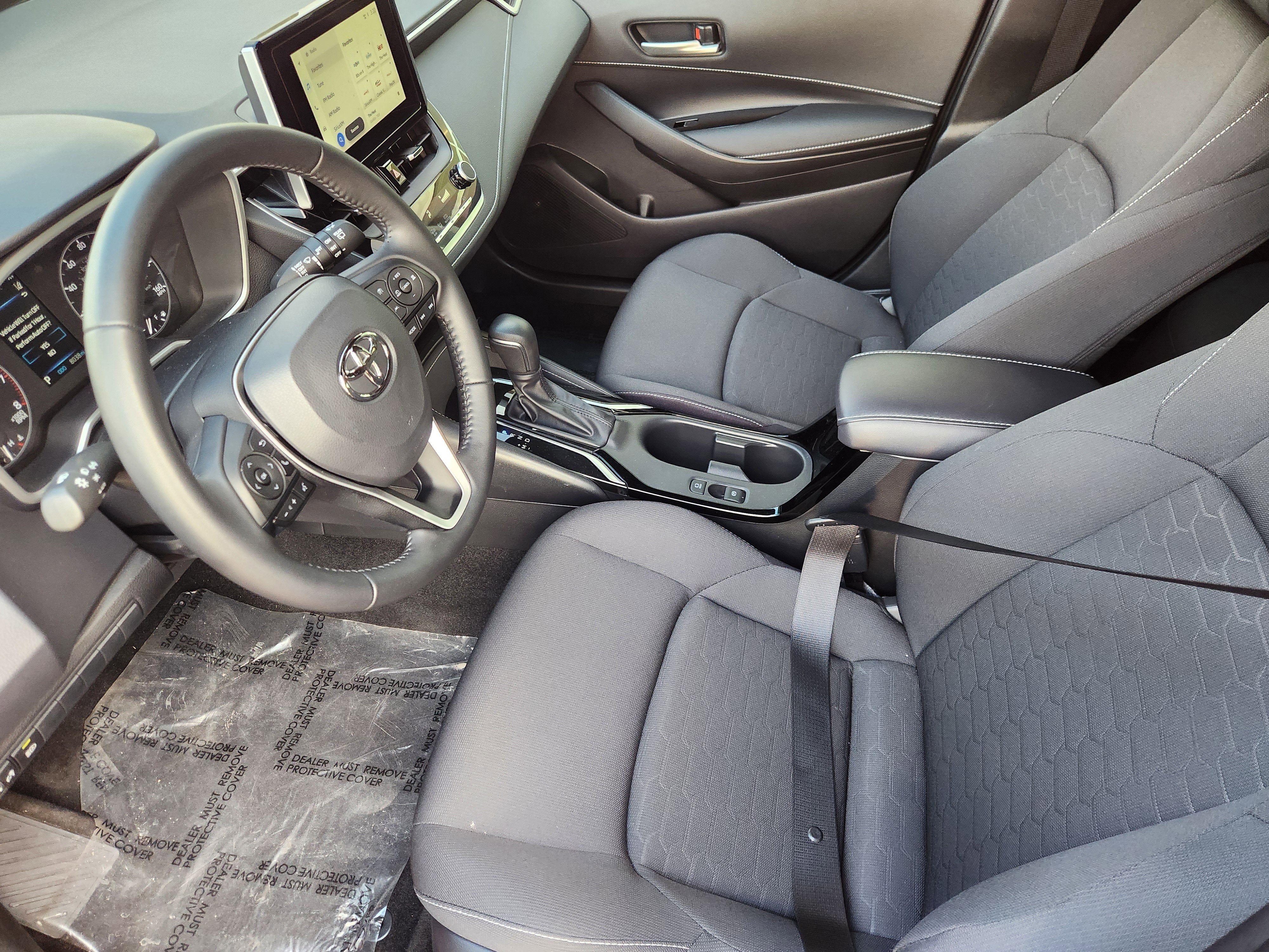 2025 Toyota Corolla Hatchback SE