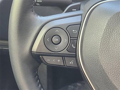 2025 Toyota Corolla Hatchback SE