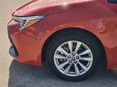 2025 Toyota Corolla Hatchback SE