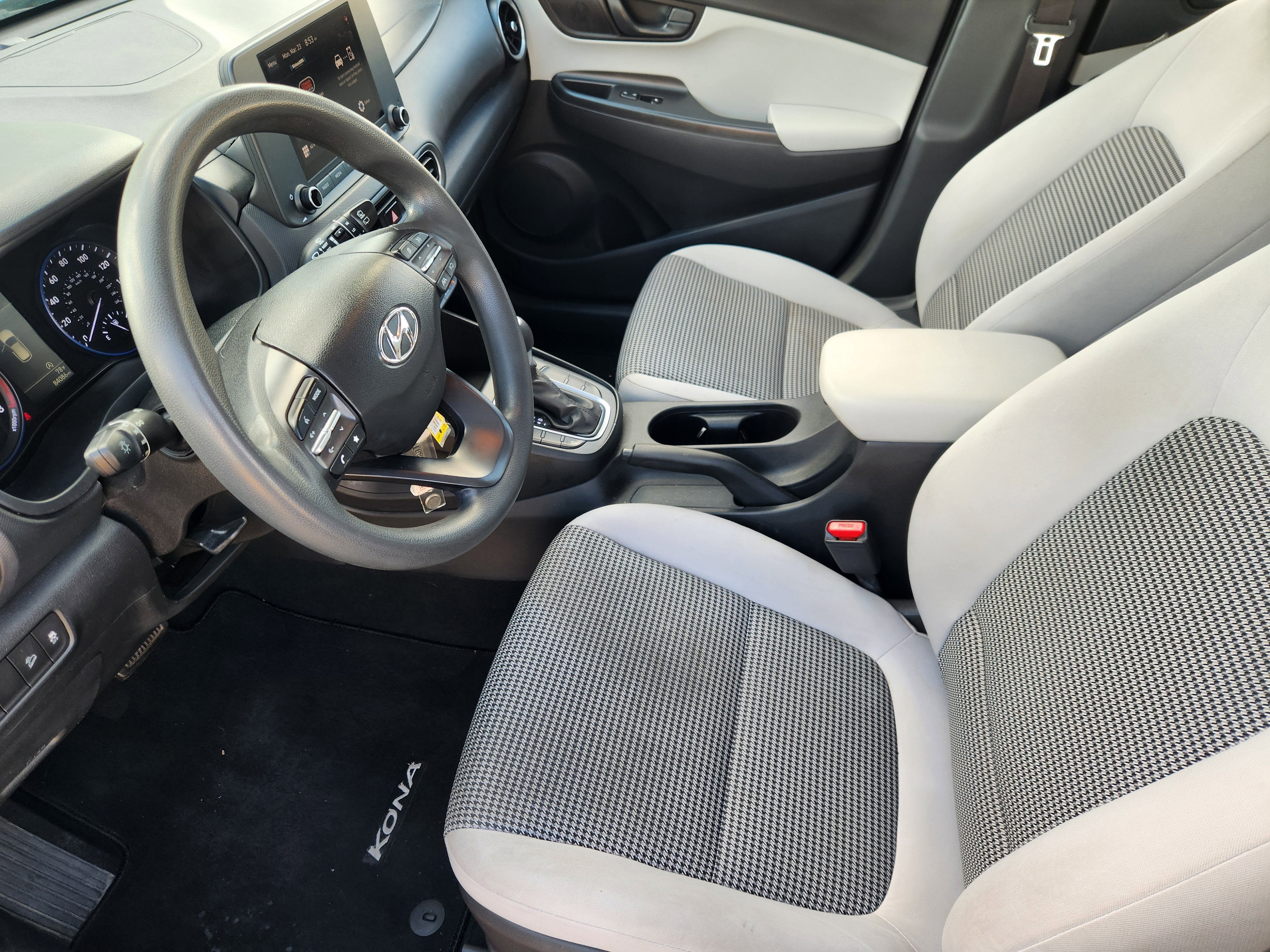 2022 Hyundai Kona SE