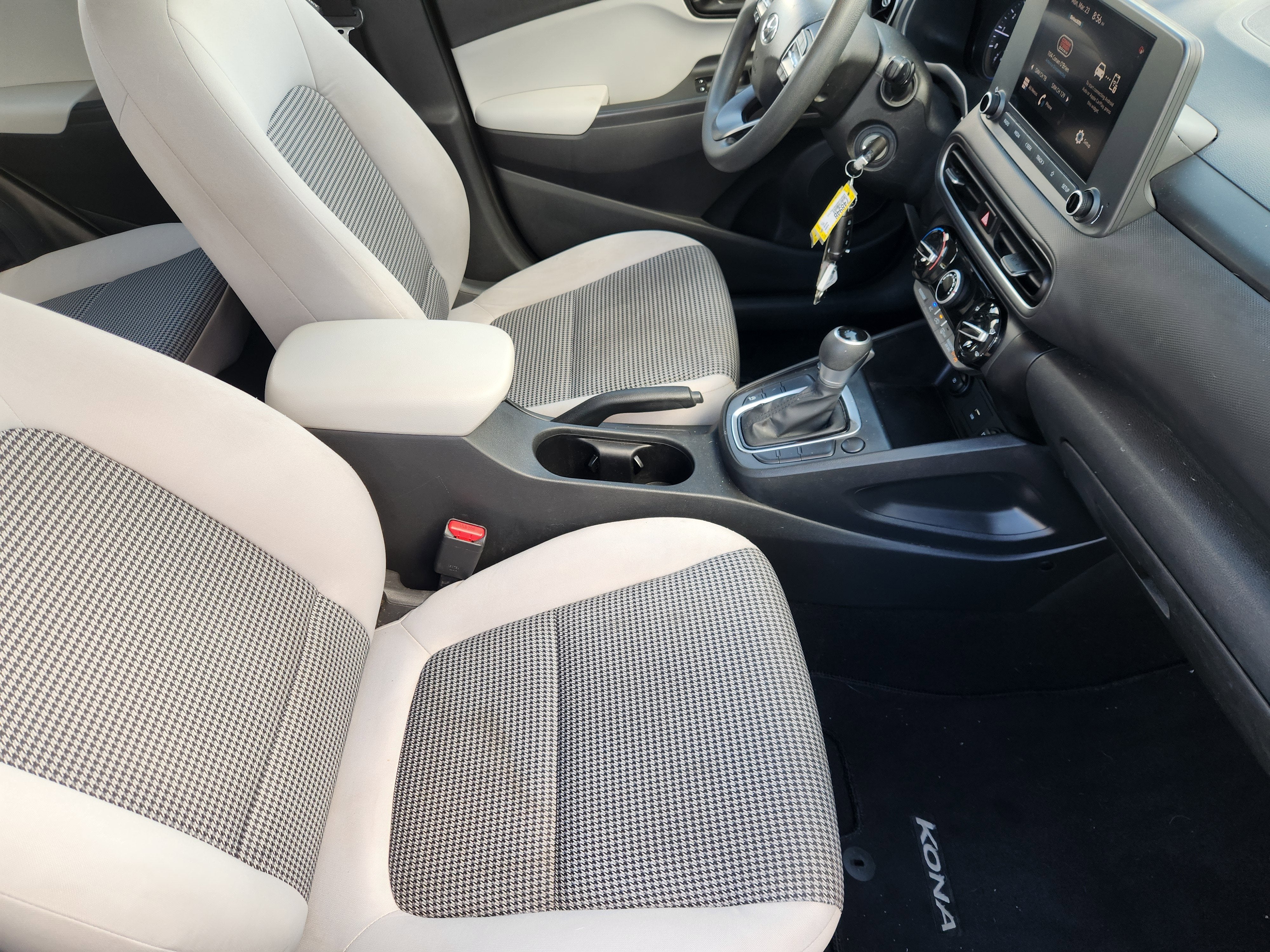 2022 Hyundai Kona SE