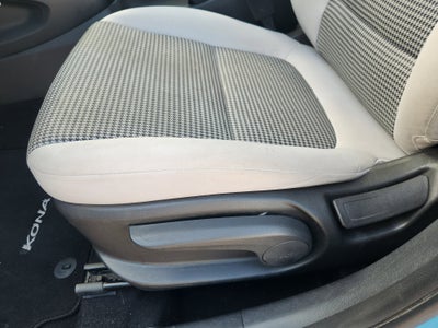 2022 Hyundai Kona SE