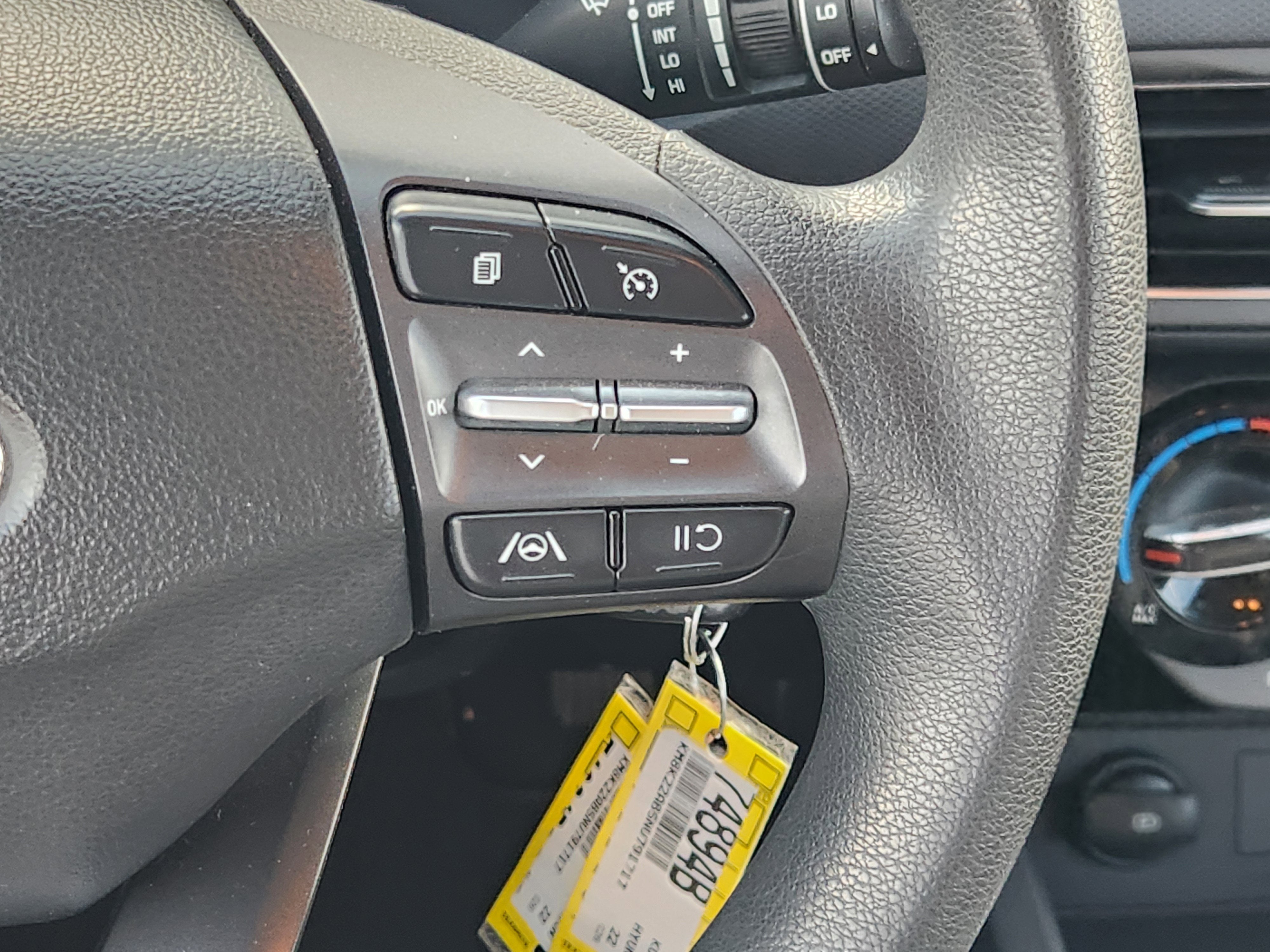 2022 Hyundai Kona SE