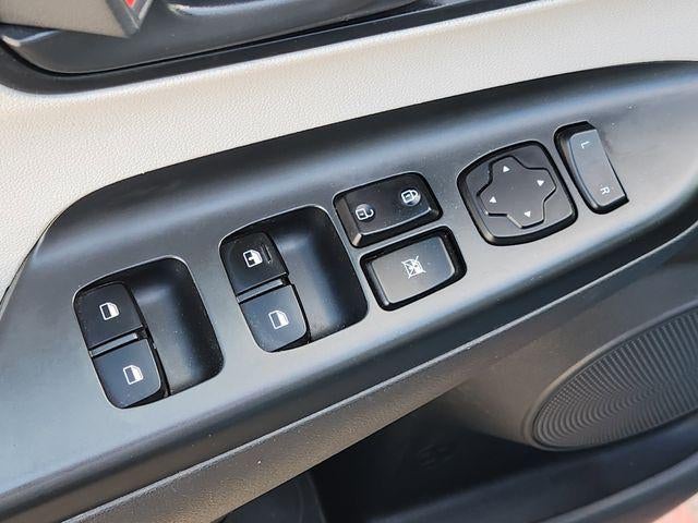 2022 Hyundai Kona SE