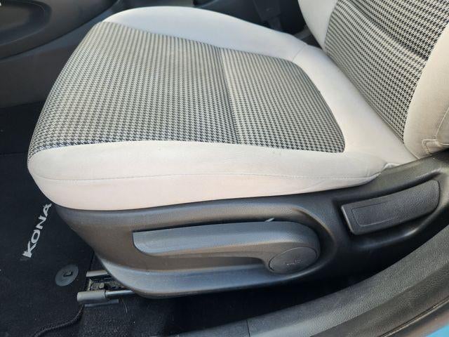 2022 Hyundai Kona SE