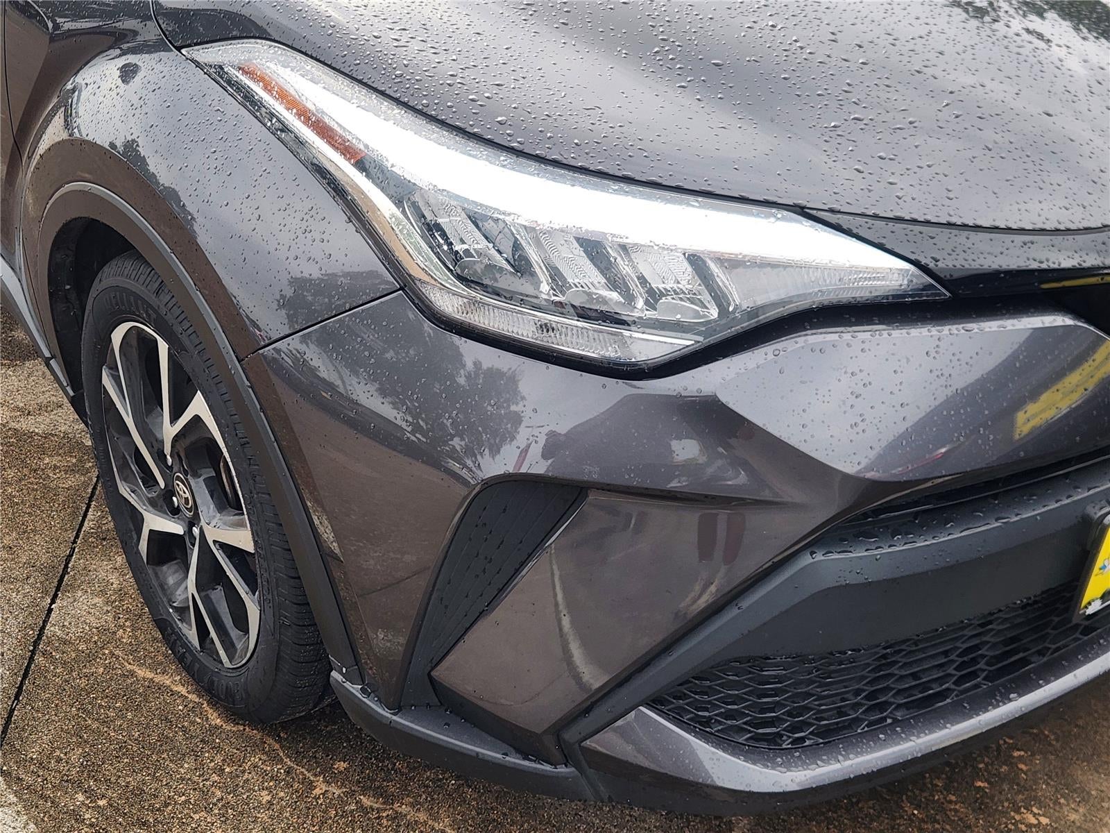 2022 Toyota C-HR XLE