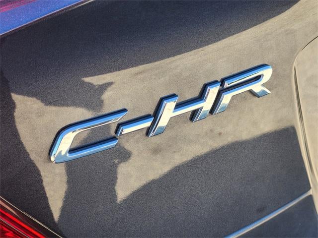 2022 Toyota C-HR XLE