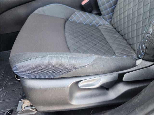 2022 Toyota C-HR XLE