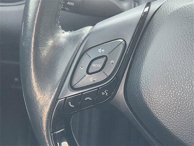 2022 Toyota C-HR XLE