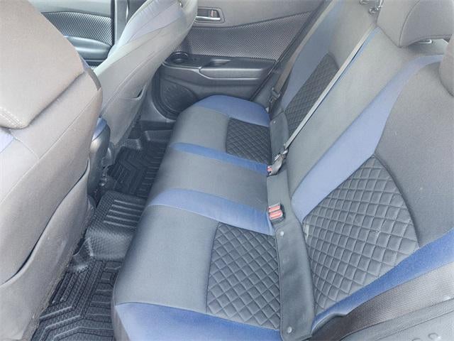 2022 Toyota C-HR XLE